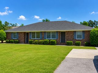 1059 N Guignard Drive, Sumter, SC 29150