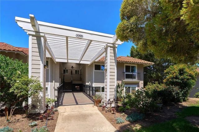 3300 Via Carrizo D, Laguna Woods, CA 92637