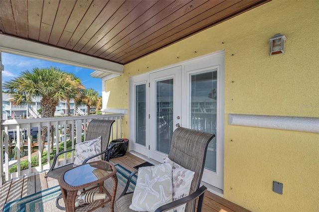 5257 BEACH DRIVE SE D, St Petersburg, FL 33705