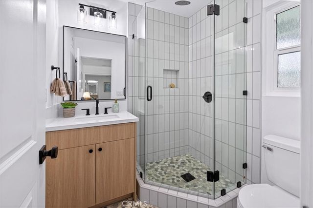 3861 S Norton Avenue, Los Angeles, CA 90008
