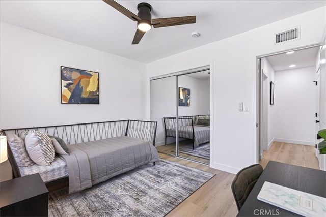 3861 S Norton Avenue, Los Angeles, CA 90008