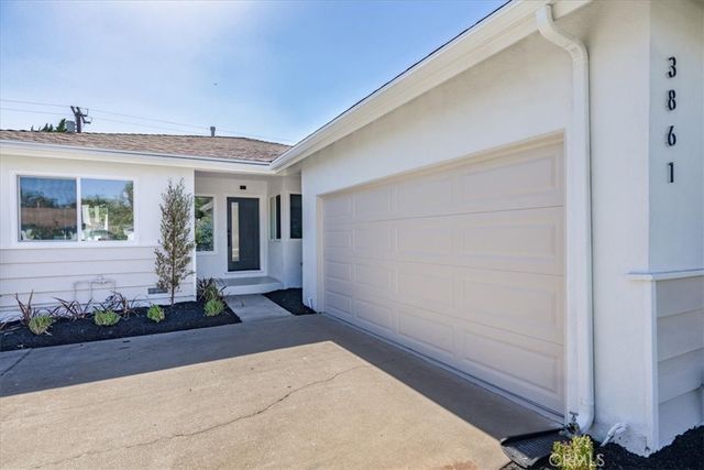 3861 S Norton Avenue, Los Angeles, CA 90008