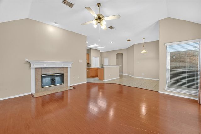 11714 Peachwood Lake Drive, Sugar Land, TX 77498