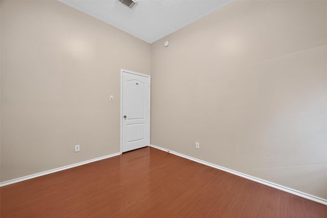 11714 Peachwood Lake Drive, Sugar Land, TX 77498