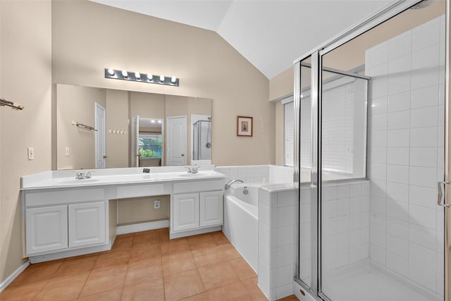 11714 Peachwood Lake Drive, Sugar Land, TX 77498