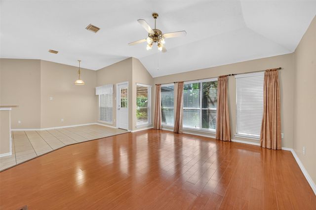 11714 Peachwood Lake Drive, Sugar Land, TX 77498