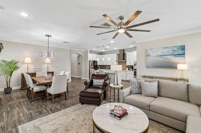 7426 SUNGOLD MEADOW COURT, Apollo Beach, FL 33572
