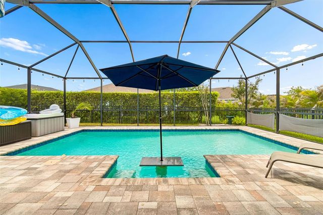 7426 SUNGOLD MEADOW COURT, Apollo Beach, FL 33572