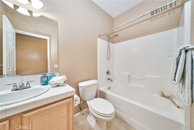 16717 Hastings, Victorville, CA 92395