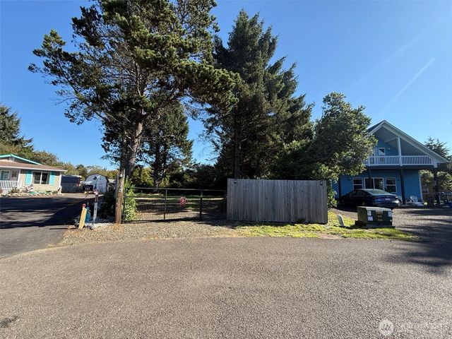 143 Aries Court SW, Ocean Shores, WA 98569