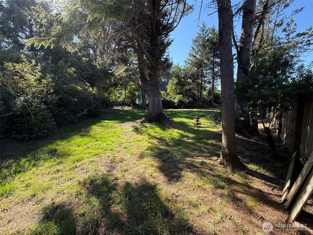 143 Aries Court SW, Ocean Shores, WA 98569