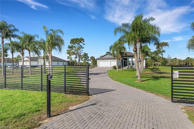 653 23rd ST SW, Naples, FL 34117