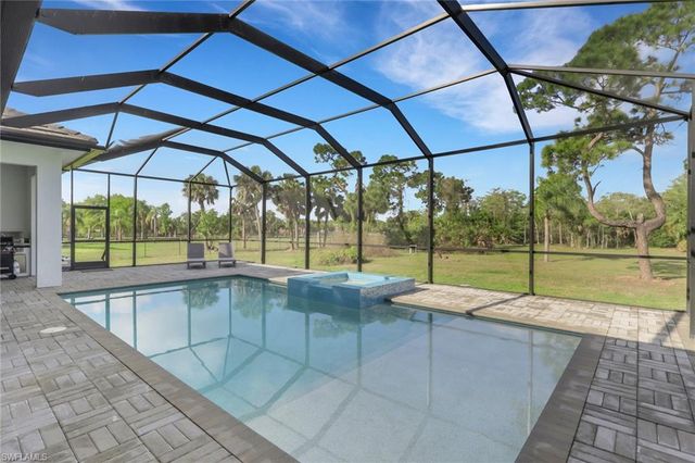 653 23rd ST SW, Naples, FL 34117