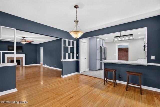 4321 Dannywood Rd, Louisville, KY 40220