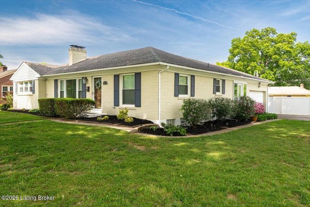 4321 Dannywood Rd, Louisville, KY 40220