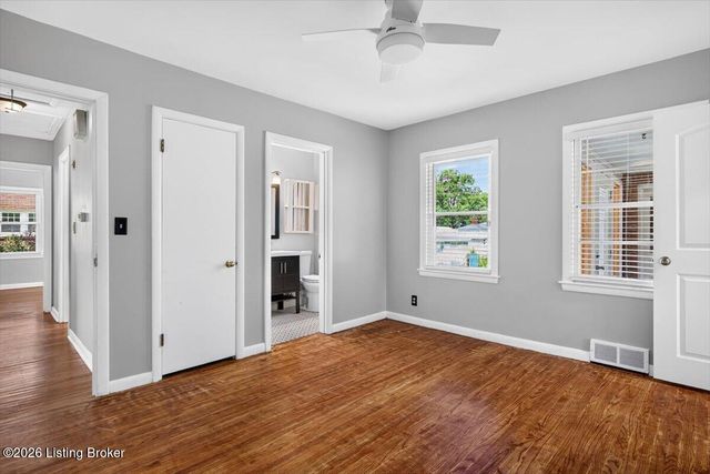 4321 Dannywood Rd, Louisville, KY 40220