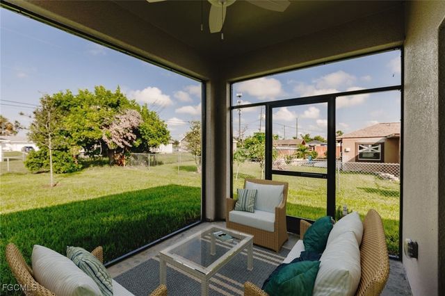 2212 NE Juanita PL, Cape Coral, FL 33993