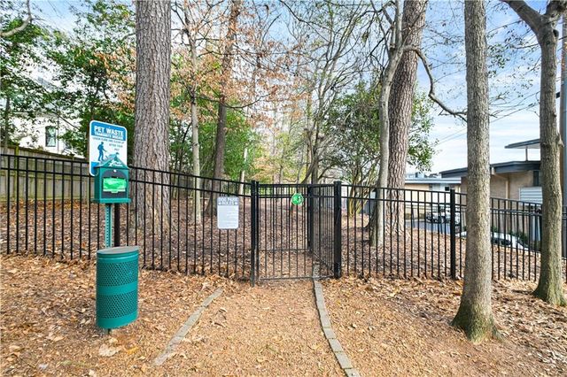 4300 Roswell Road NE 34, Atlanta, GA 30342