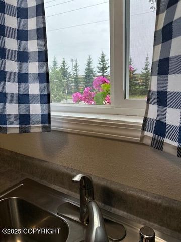 2541 Lyvona Lane, Anchorage, AK 99502