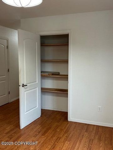 2541 Lyvona Lane, Anchorage, AK 99502