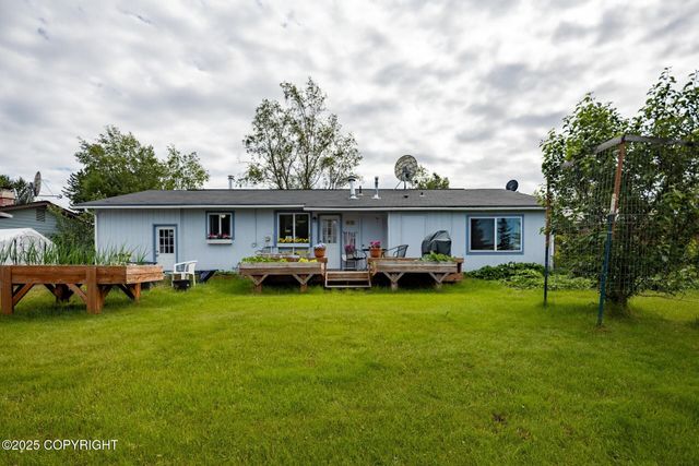 2541 Lyvona Lane, Anchorage, AK 99502