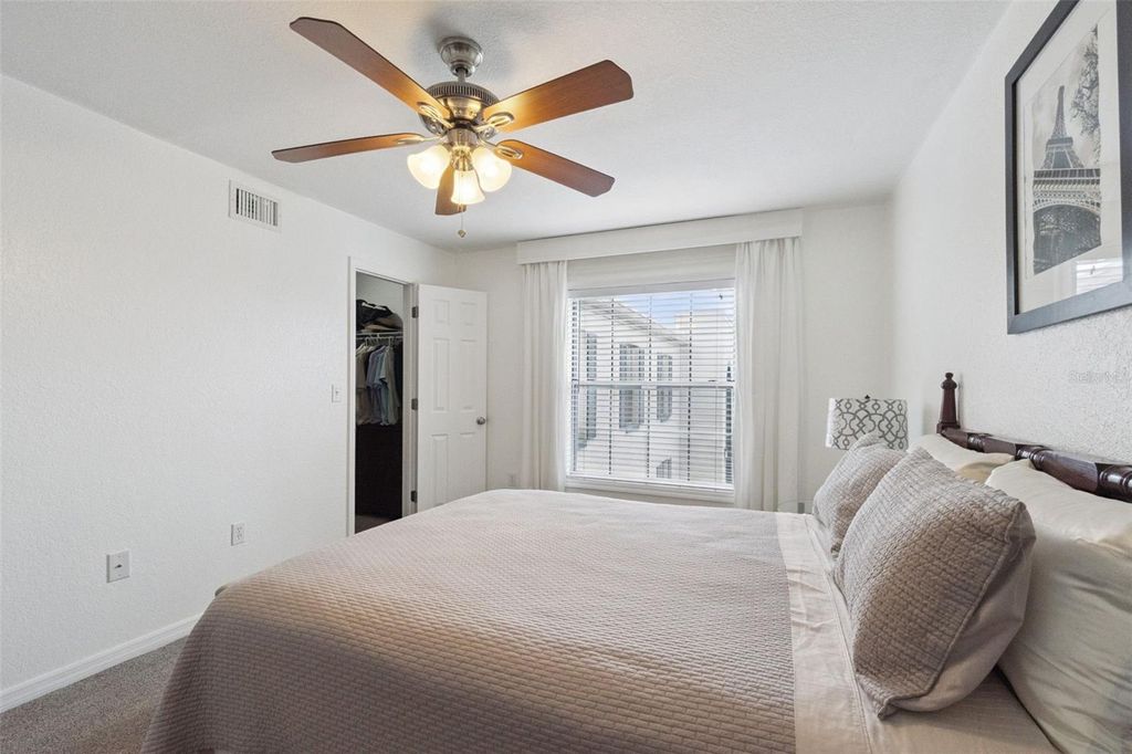 Image 10 of property listing at 1036 PLANTATION DRIVE D8, Kissimmee, FL 34741