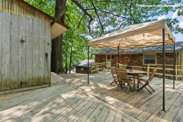 10811 Stonestreet Rd, Louisville, KY 40272
