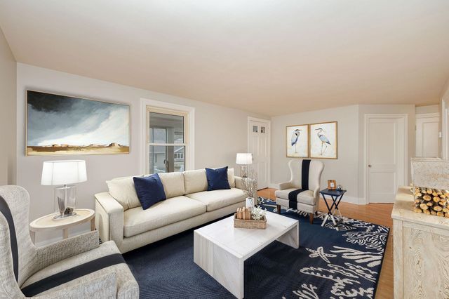 255 Melbourne Street, Portsmouth, NH 03801