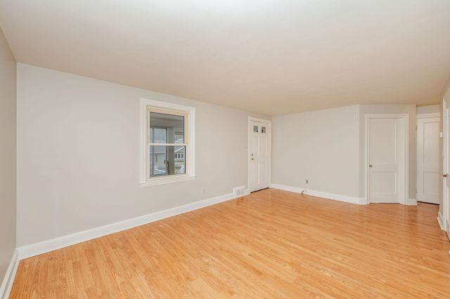 255 Melbourne Street, Portsmouth, NH 03801