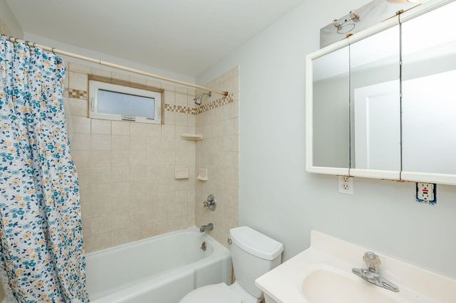 255 Melbourne Street, Portsmouth, NH 03801