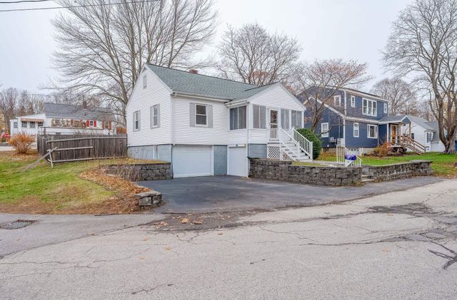 255 Melbourne Street, Portsmouth, NH 03801