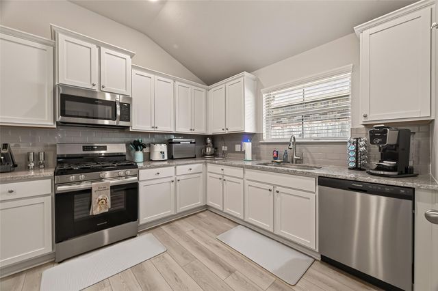 2605 Golden Palms, La Marque, TX 77568
