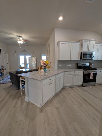 2605 Golden Palms, La Marque, TX 77568
