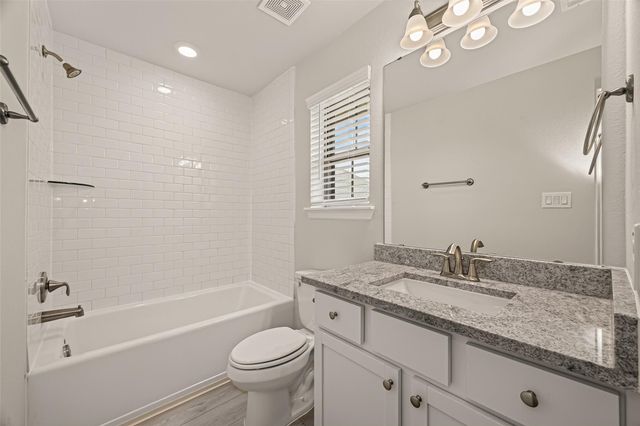 2605 Golden Palms, La Marque, TX 77568