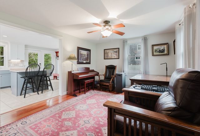 6 Michelle Lane, Mattapoisett, MA 02739