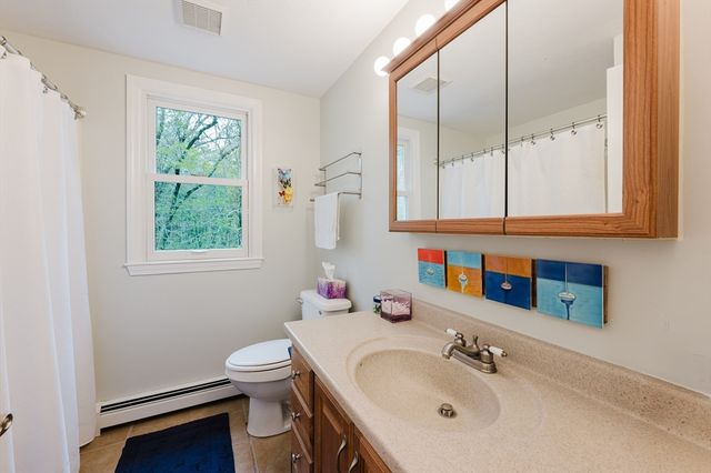 6 Michelle Lane, Mattapoisett, MA 02739