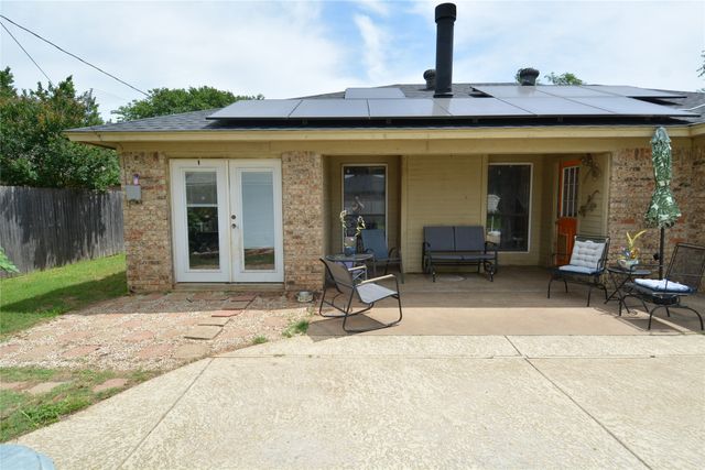 1306 Clearfield Drive, Cleburne, TX 76033