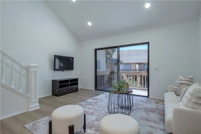 303 Tangelo 347, Irvine, CA 92618