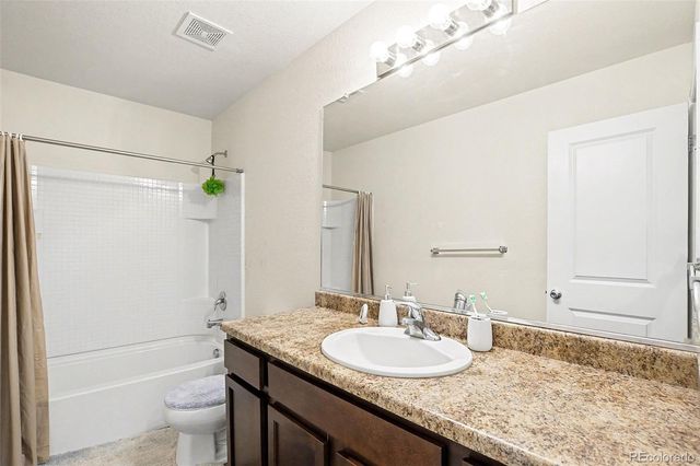 47373 Lily Avenue, Bennett, CO 80102