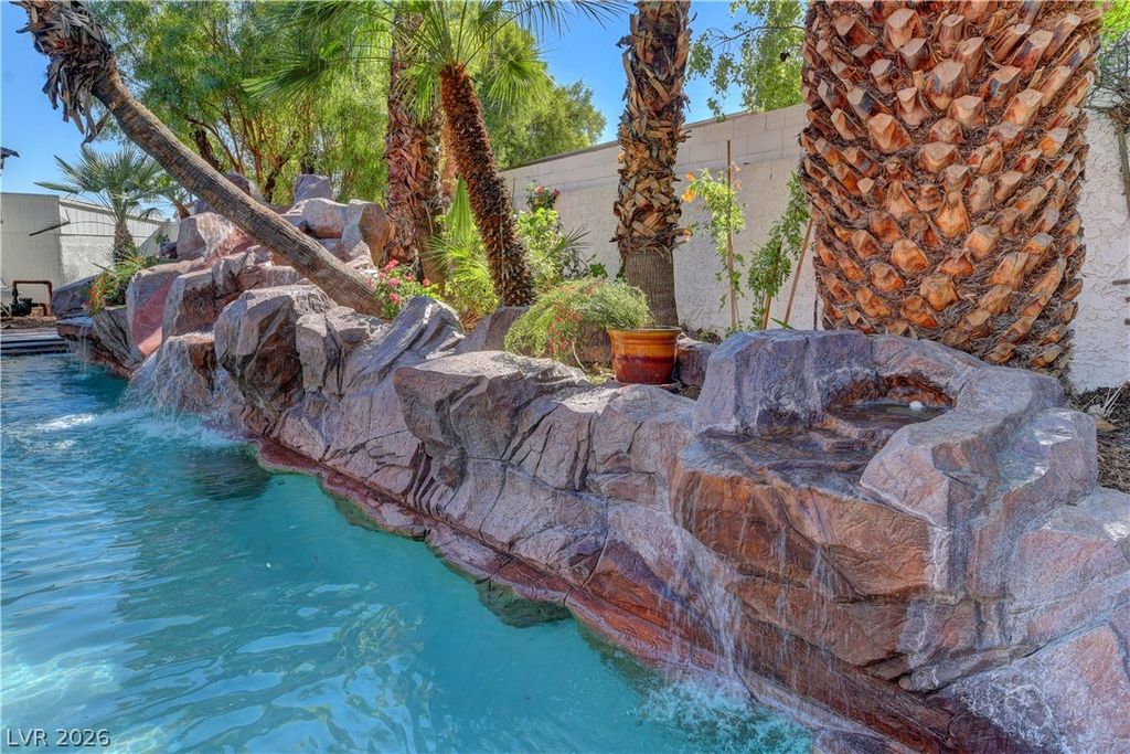 3380 Camino Gardens Way, Las Vegas, NV 89146 — photo 4