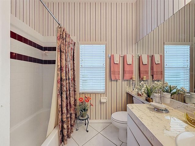 8704 CYPRESS LAKES BOULEVARD, New Port Richey, FL 34653