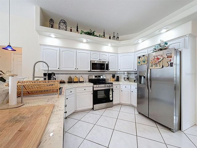 8704 CYPRESS LAKES BOULEVARD, New Port Richey, FL 34653