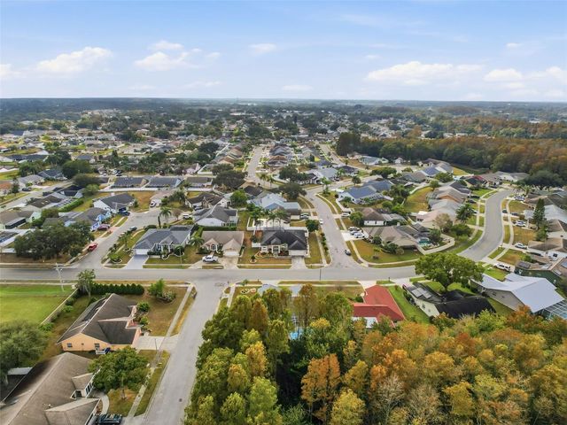 8704 CYPRESS LAKES BOULEVARD, New Port Richey, FL 34653