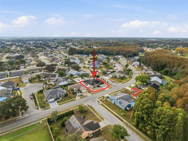 8704 CYPRESS LAKES BOULEVARD, New Port Richey, FL 34653