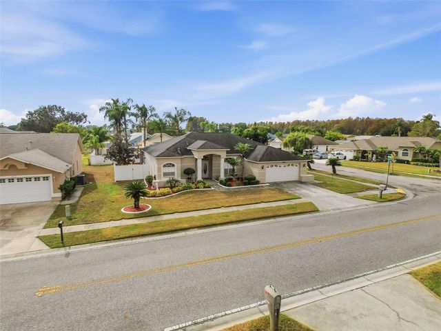 8704 CYPRESS LAKES BOULEVARD, New Port Richey, FL 34653
