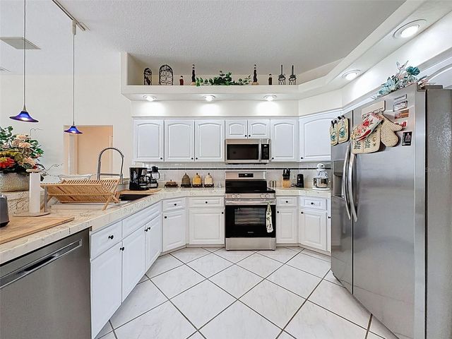 8704 CYPRESS LAKES BOULEVARD, New Port Richey, FL 34653