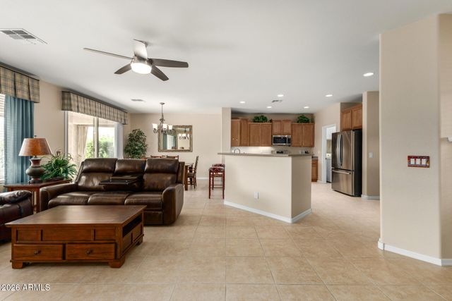 6749 W NOBLE PRAIRIE Way, Florence, AZ 85132