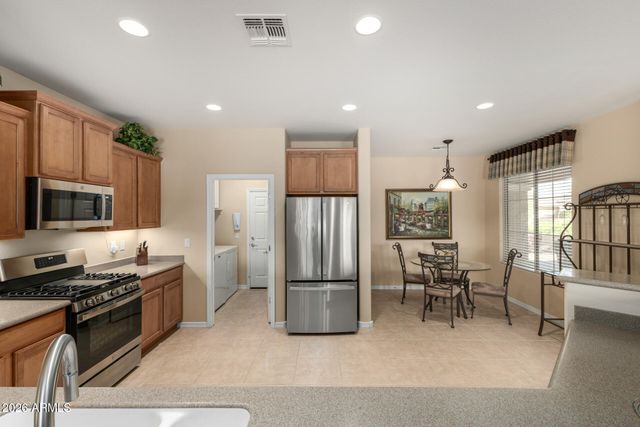 6749 W NOBLE PRAIRIE Way, Florence, AZ 85132