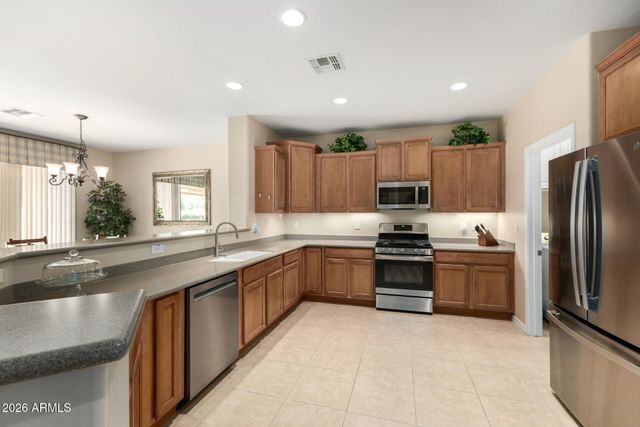 6749 W NOBLE PRAIRIE Way, Florence, AZ 85132