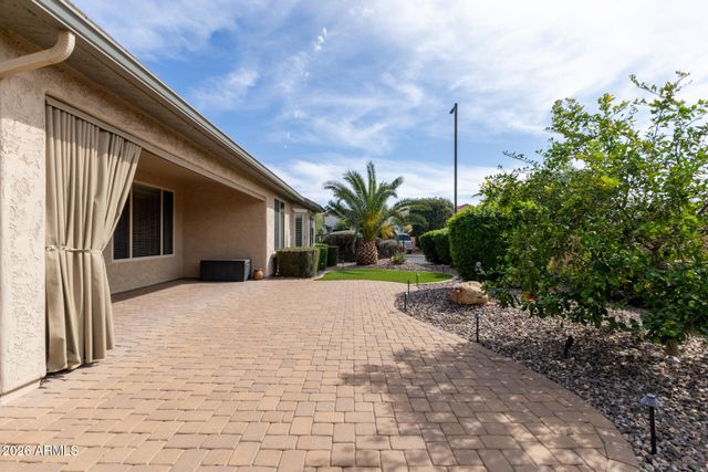 6749 W NOBLE PRAIRIE Way, Florence, AZ 85132